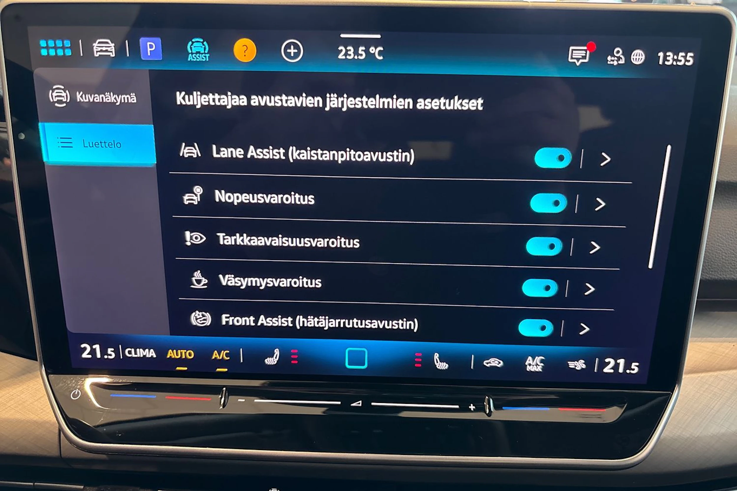 harmaa Volkswagen Golf 2026 kuva 26.
