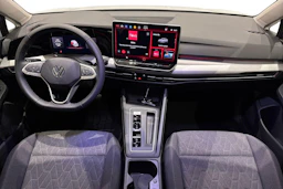 valkoinen Volkswagen Golf 2026 kuva 7.