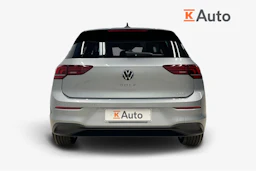 harmaa Volkswagen Golf 2026 kuva 3.