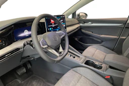 sininen Volkswagen Golf 2026 kuva 6.