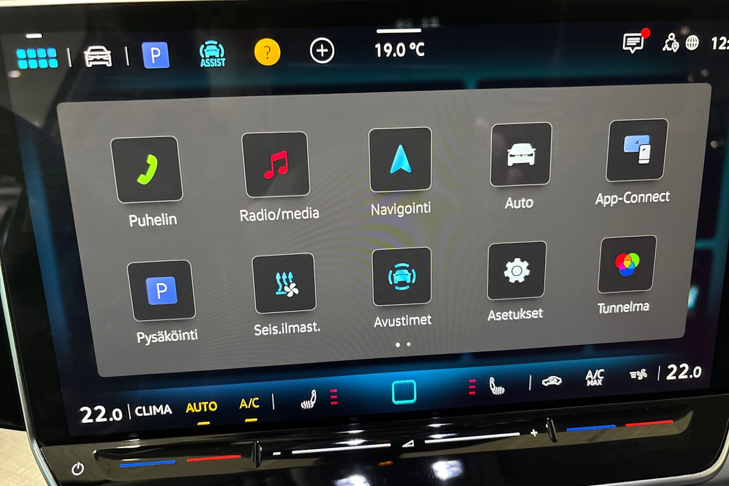 sininen Volkswagen Golf 2026 kuva 17.