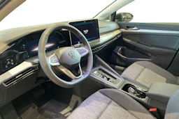 musta Volkswagen Golf 2026 kuva 6.
