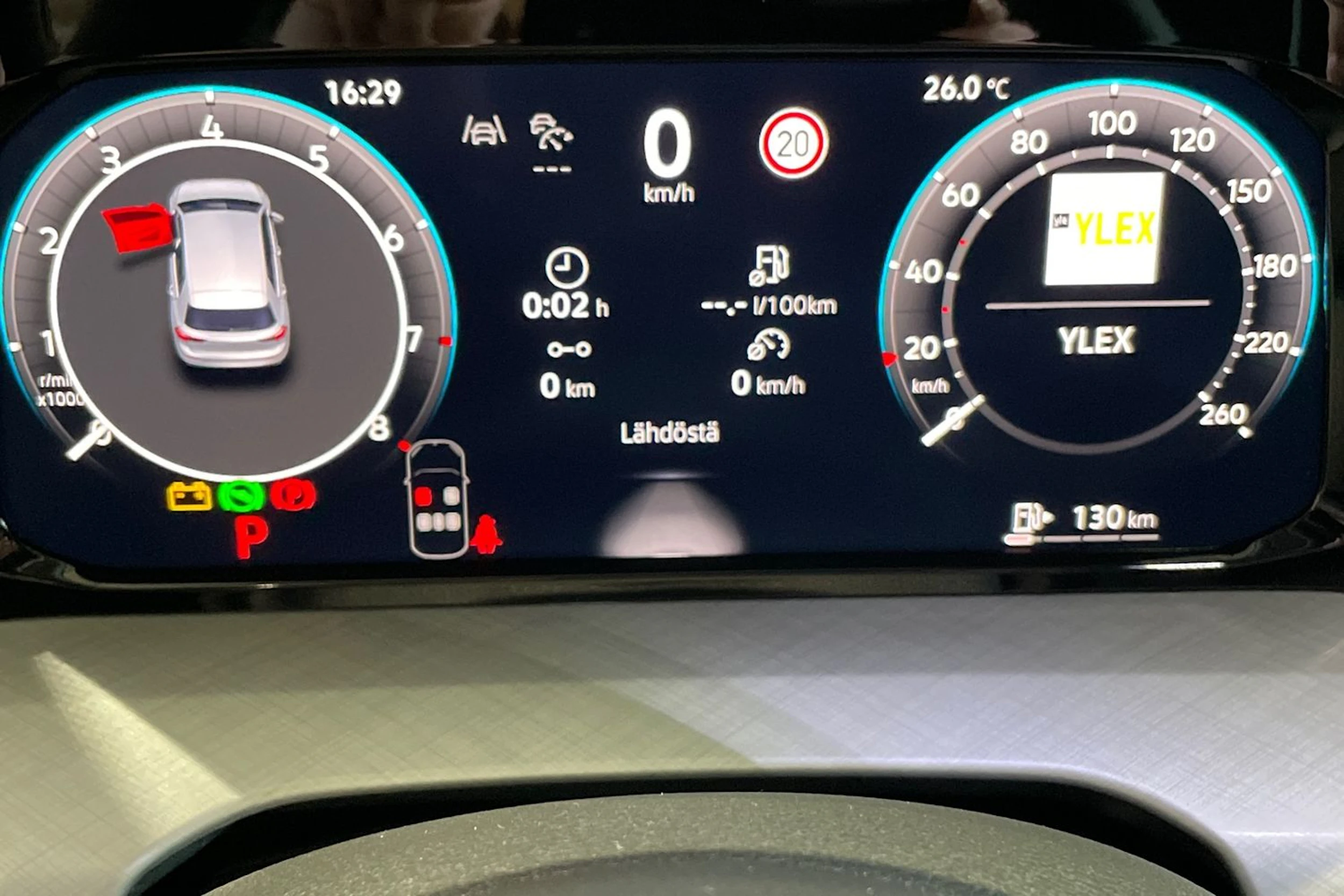 musta Volkswagen Golf 2026 kuva 14.