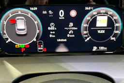 musta Volkswagen Golf 2026 kuva 14.