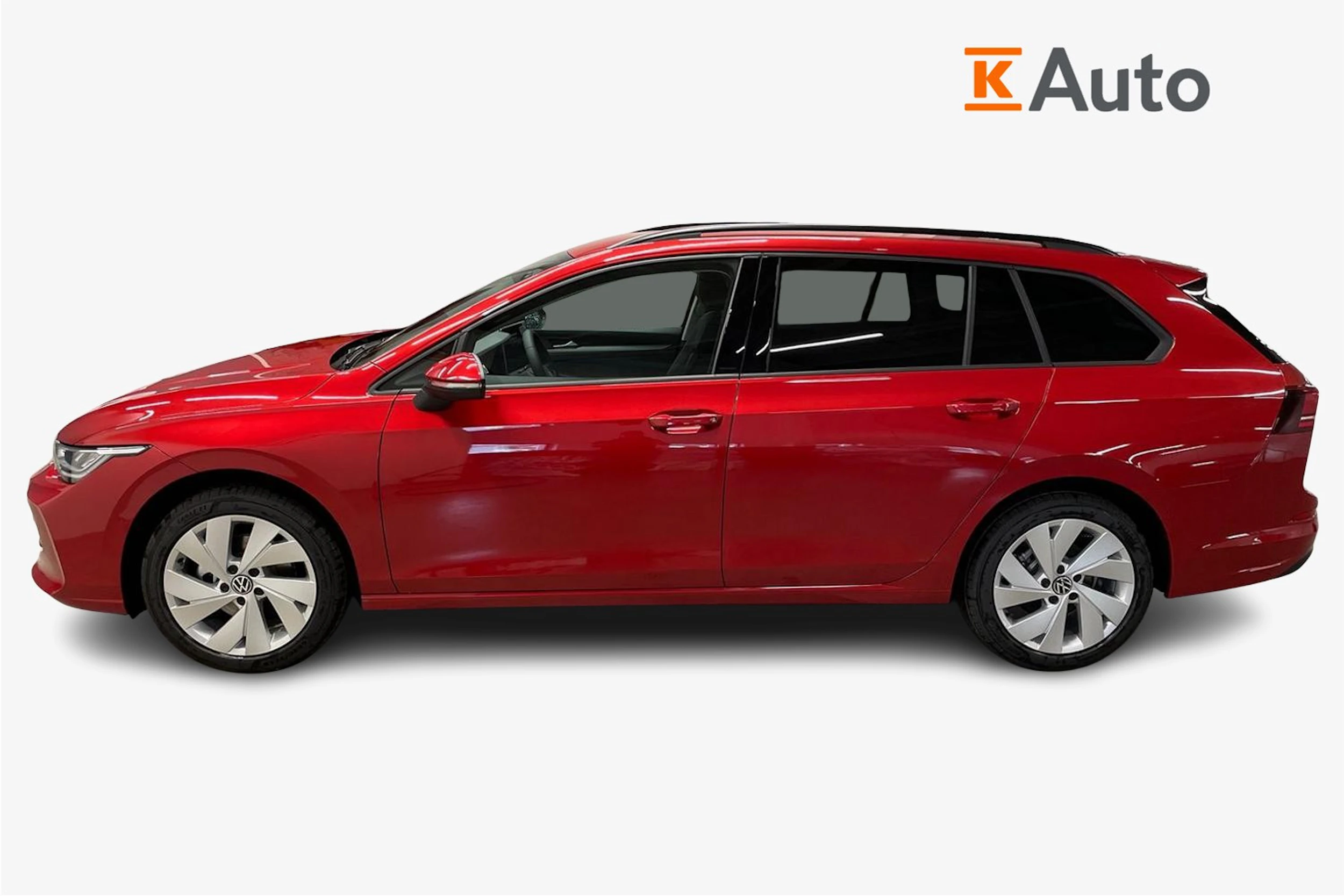 punainen Volkswagen Golf 2026 kuva 5.