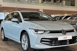 sininen Volkswagen Golf 2026 kuva 12.