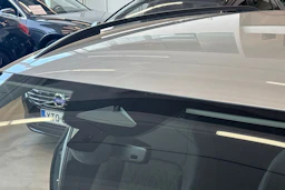 sininen Volkswagen Golf 2026 kuva 16.