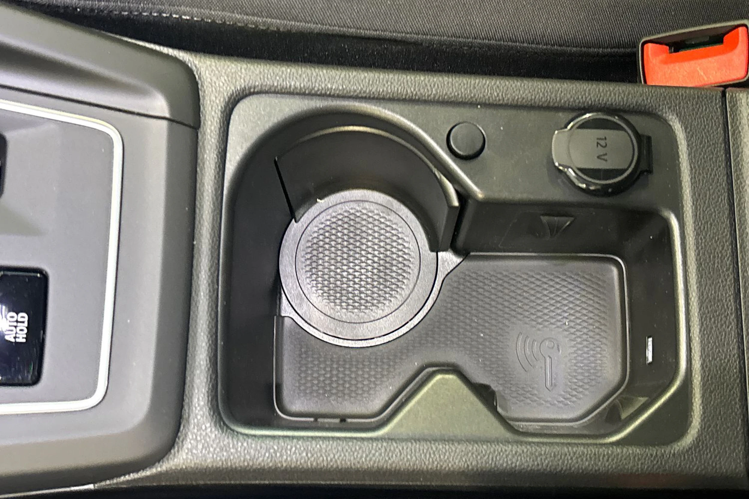 sininen Volkswagen Golf 2026 kuva 24.