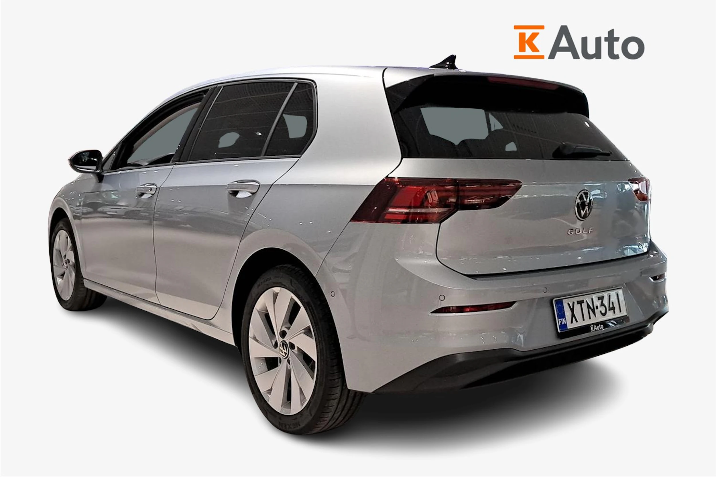 harmaa Volkswagen Golf 2026 kuva 2.
