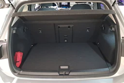 harmaa Volkswagen Golf 2026 kuva 11.