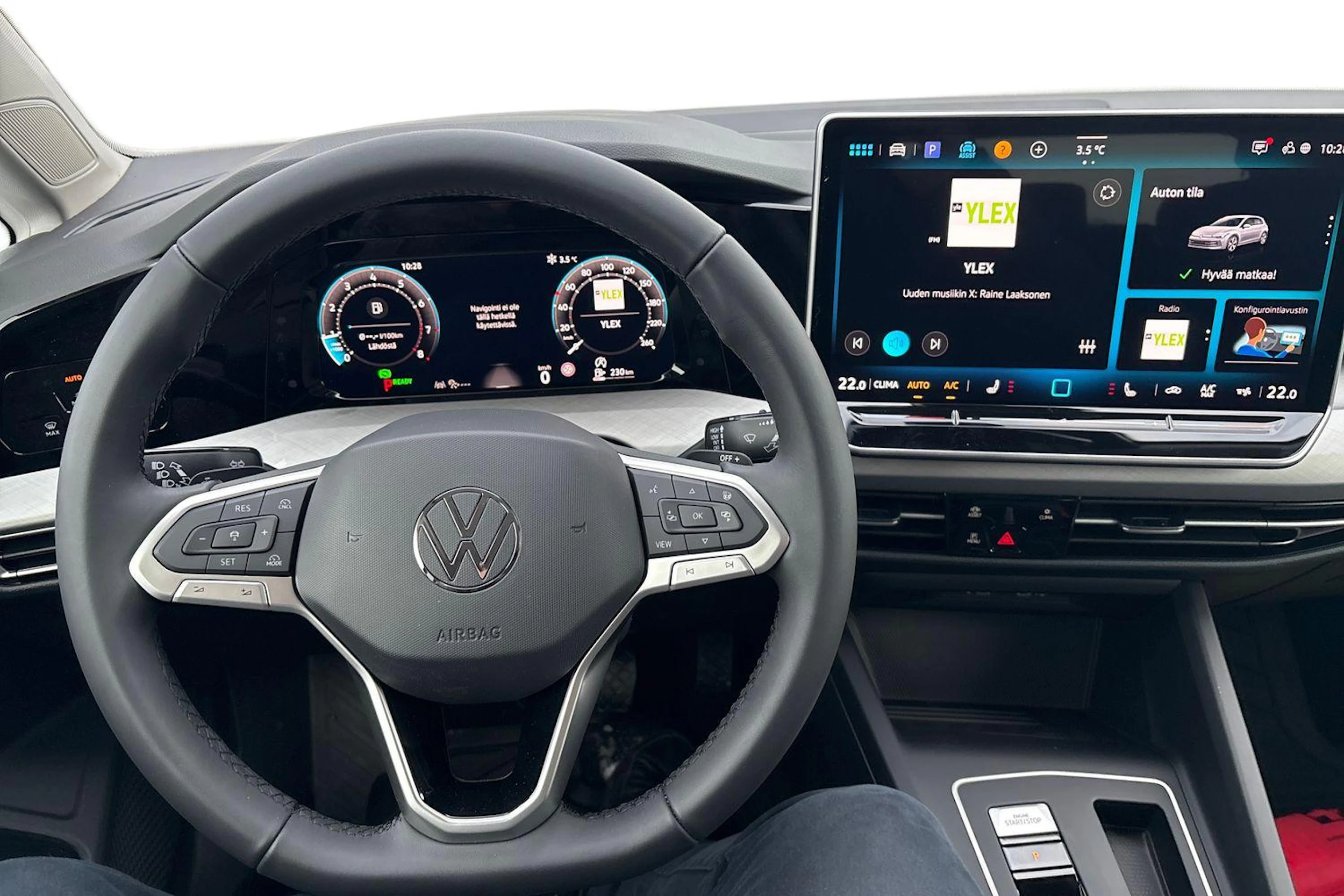 harmaa Volkswagen Golf 2026 kuva 7.