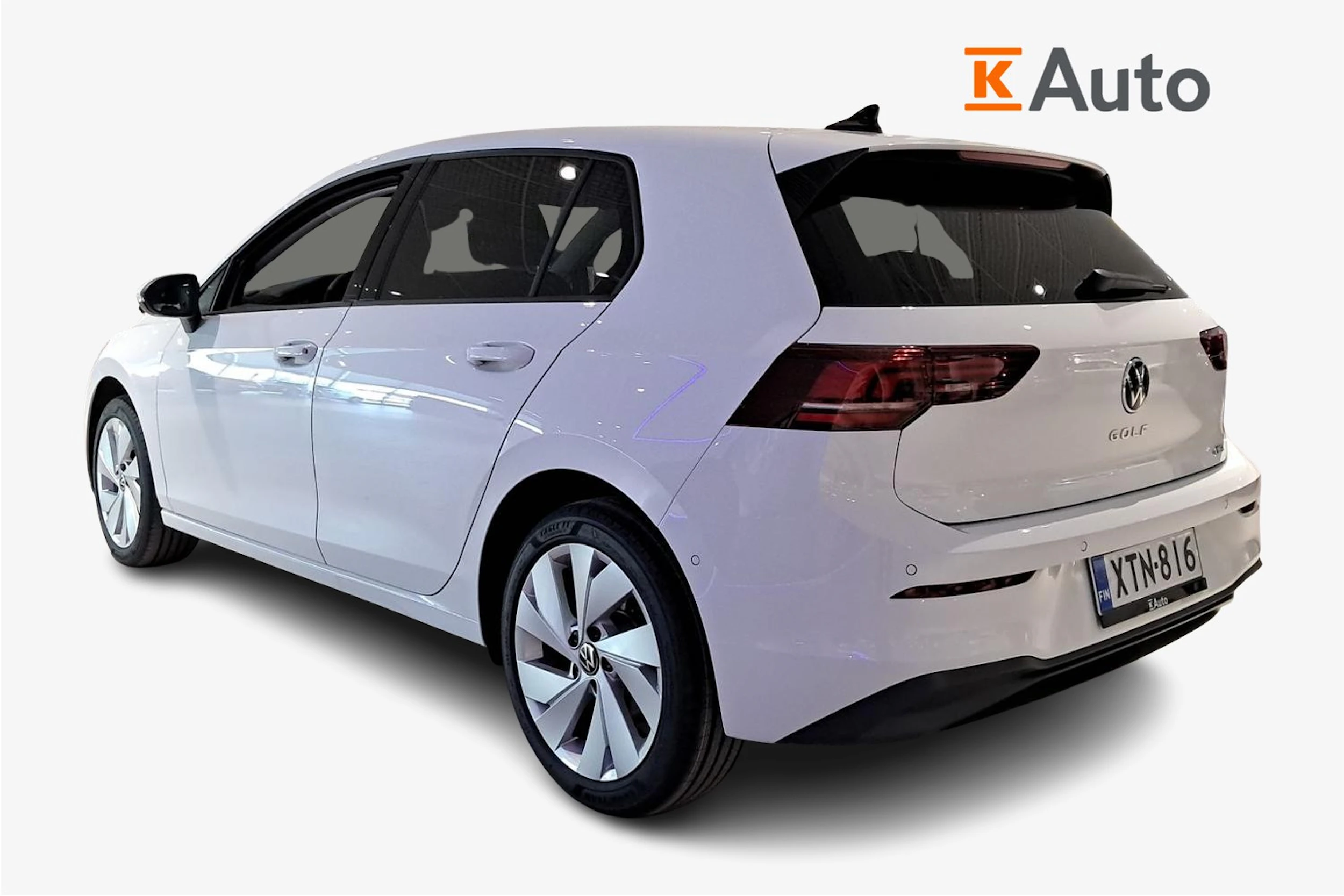 valkoinen Volkswagen Golf 2026 kuva 2.