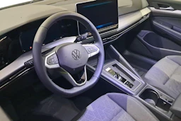 valkoinen Volkswagen Golf 2026 kuva 6.