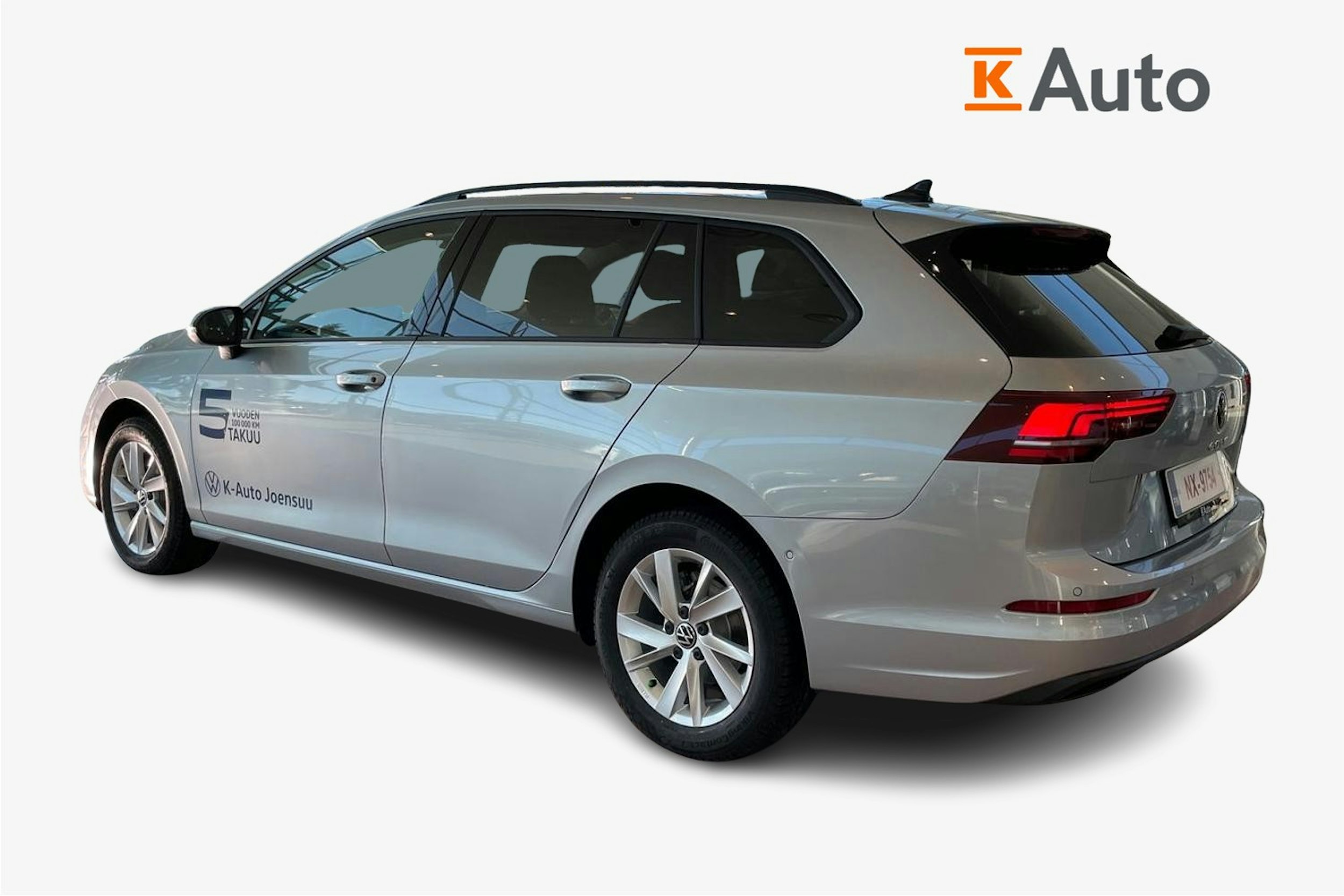 harmaa Volkswagen Golf 2026 kuva 2.