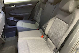 harmaa Volkswagen Golf 2026 kuva 10.