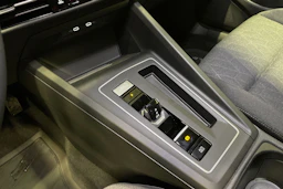 harmaa Volkswagen Golf 2026 kuva 17.