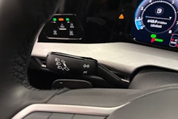 valkoinen Volkswagen Golf 2026 kuva 17.