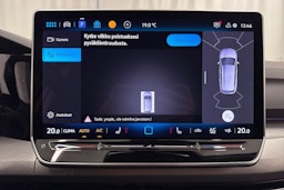 valkoinen Volkswagen Golf 2026 kuva 26.