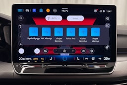 valkoinen Volkswagen Golf 2026 kuva 31.