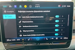 punainen Volkswagen Golf 2026 kuva 14.