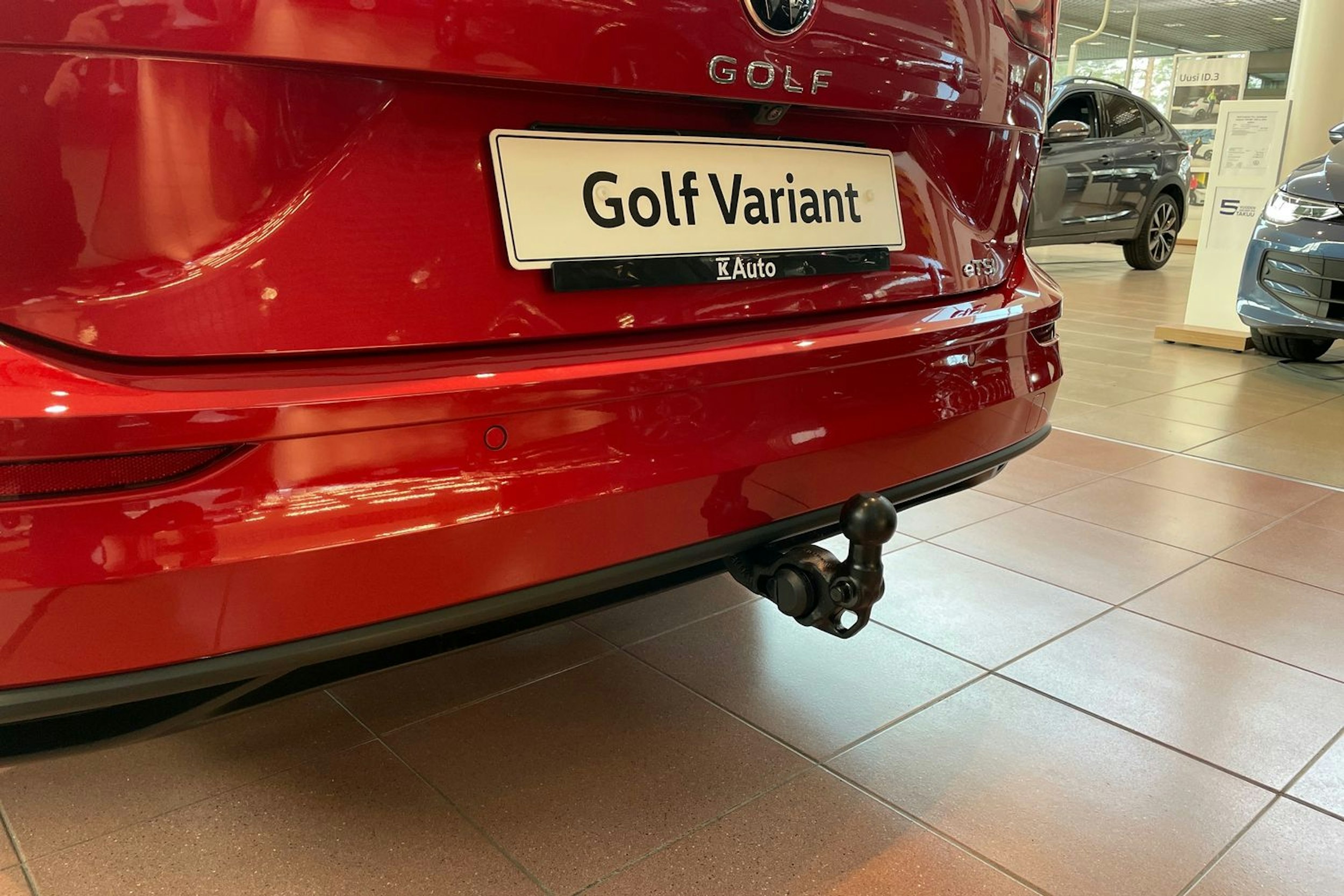 punainen Volkswagen Golf 2026 kuva 25.