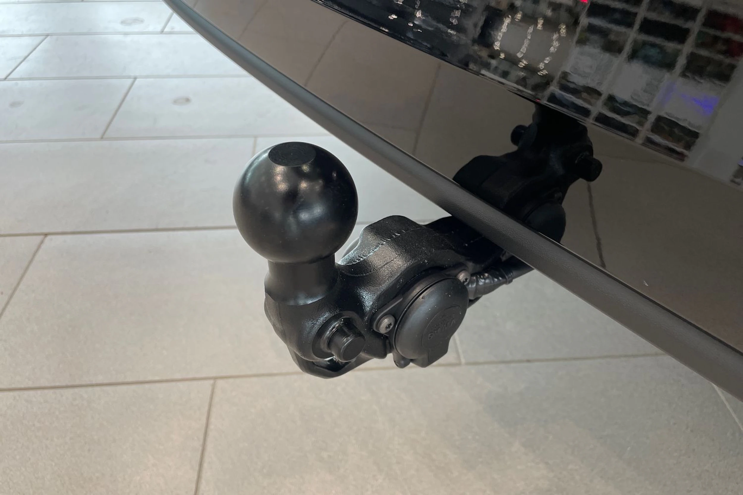 musta Volkswagen Golf 2026 kuva 14.