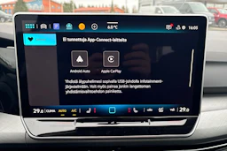 musta Volkswagen Golf 2026 kuva 14.