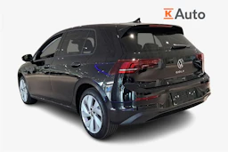 musta Volkswagen Golf 2026 kuva 2.