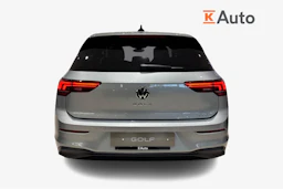 harmaa Volkswagen Golf 2026 kuva 3.