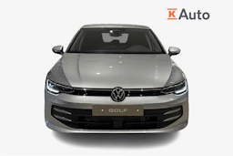 harmaa Volkswagen Golf 2026 kuva 4.