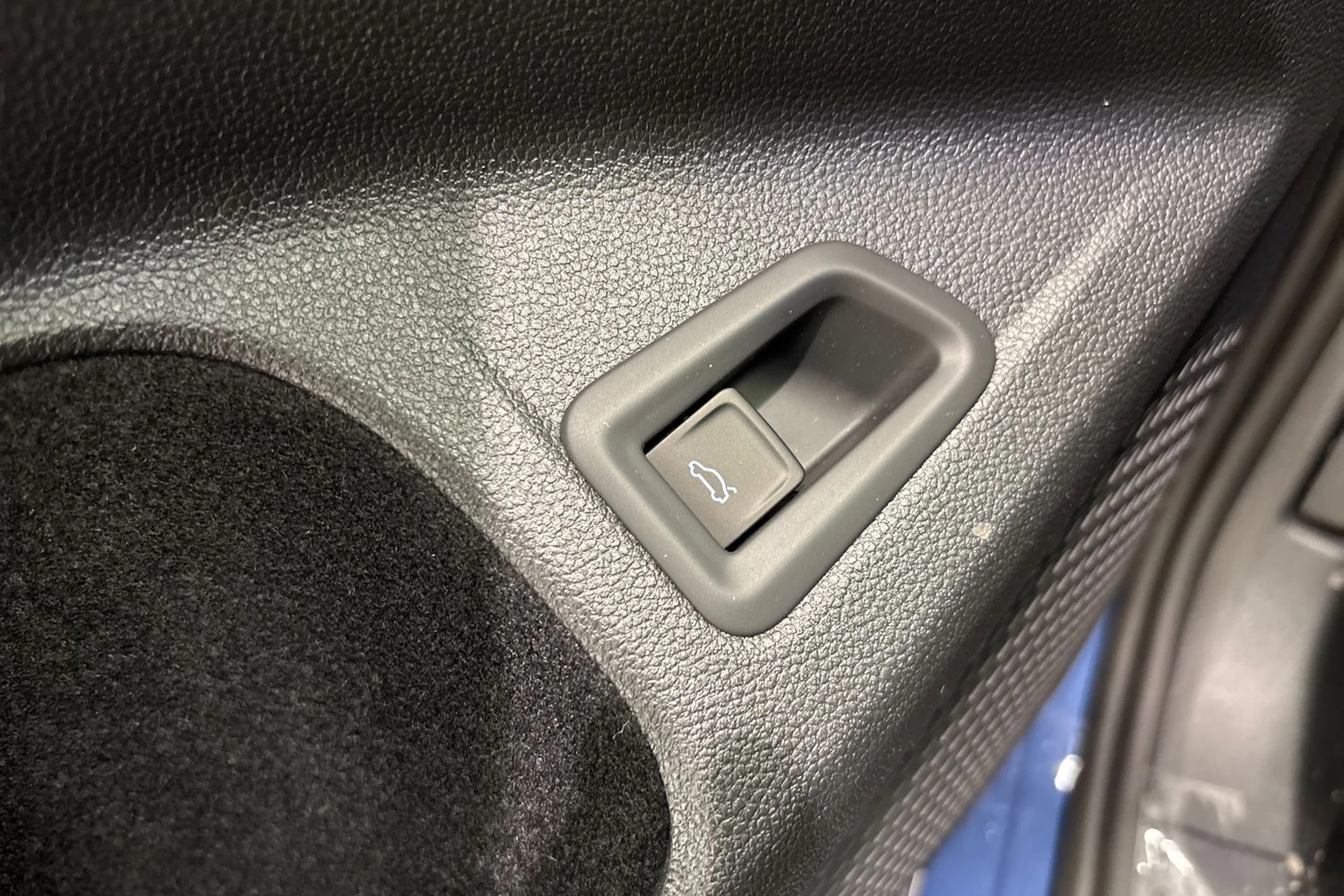 sininen Volkswagen Golf 2026 kuva 27.