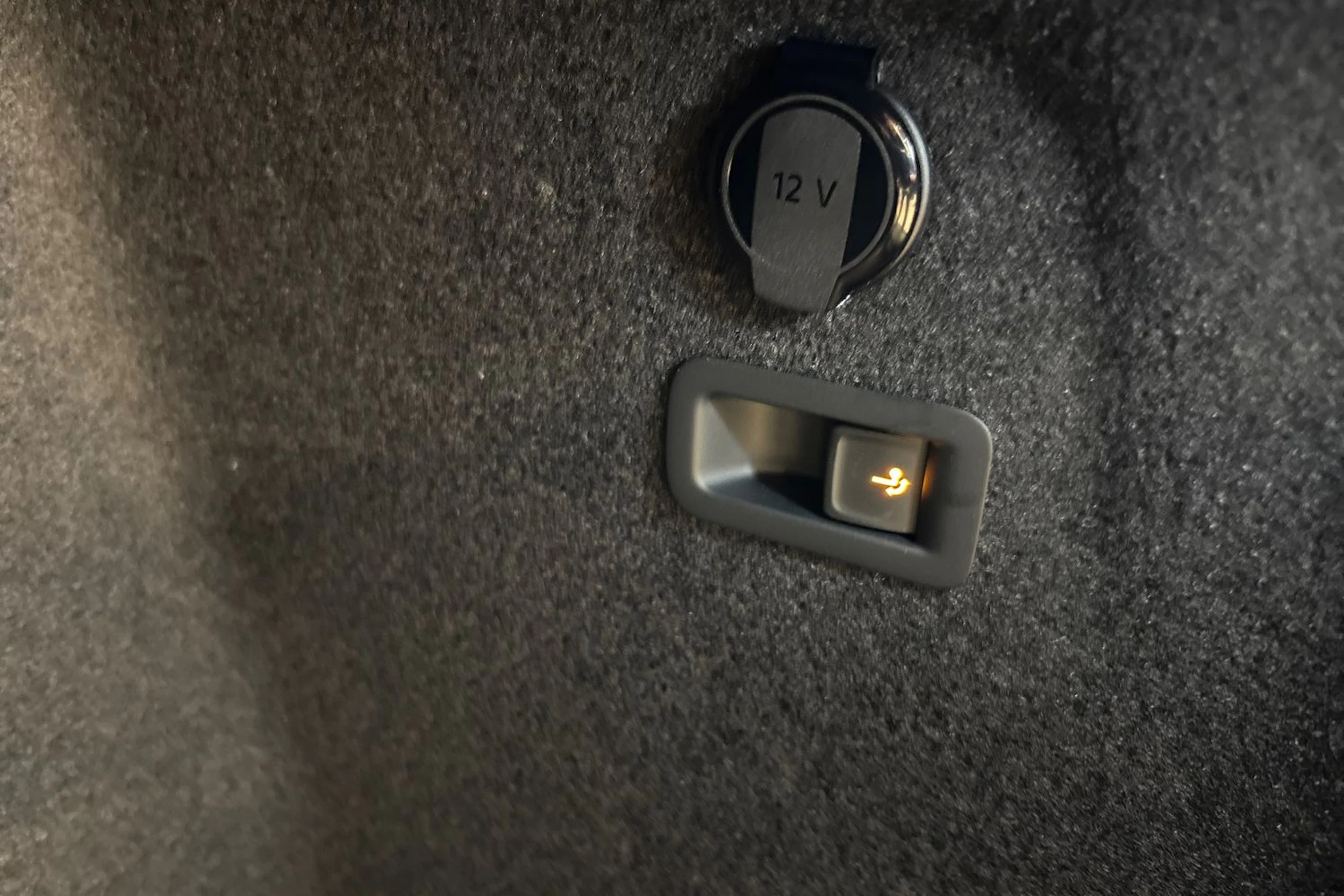 sininen Volkswagen Golf 2026 kuva 30.