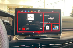 punainen Volkswagen Golf 2026 kuva 14.