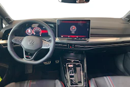 vihreä Volkswagen Golf 2026 kuva 7.
