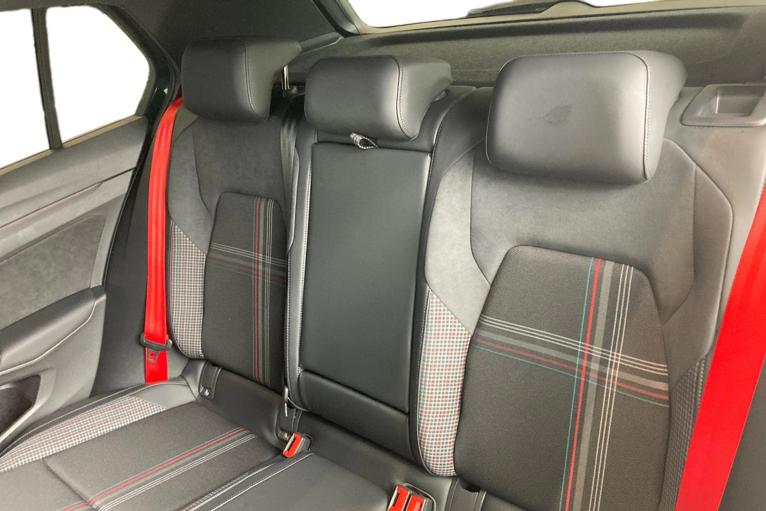 vihreä Volkswagen Golf 2026 kuva 8.