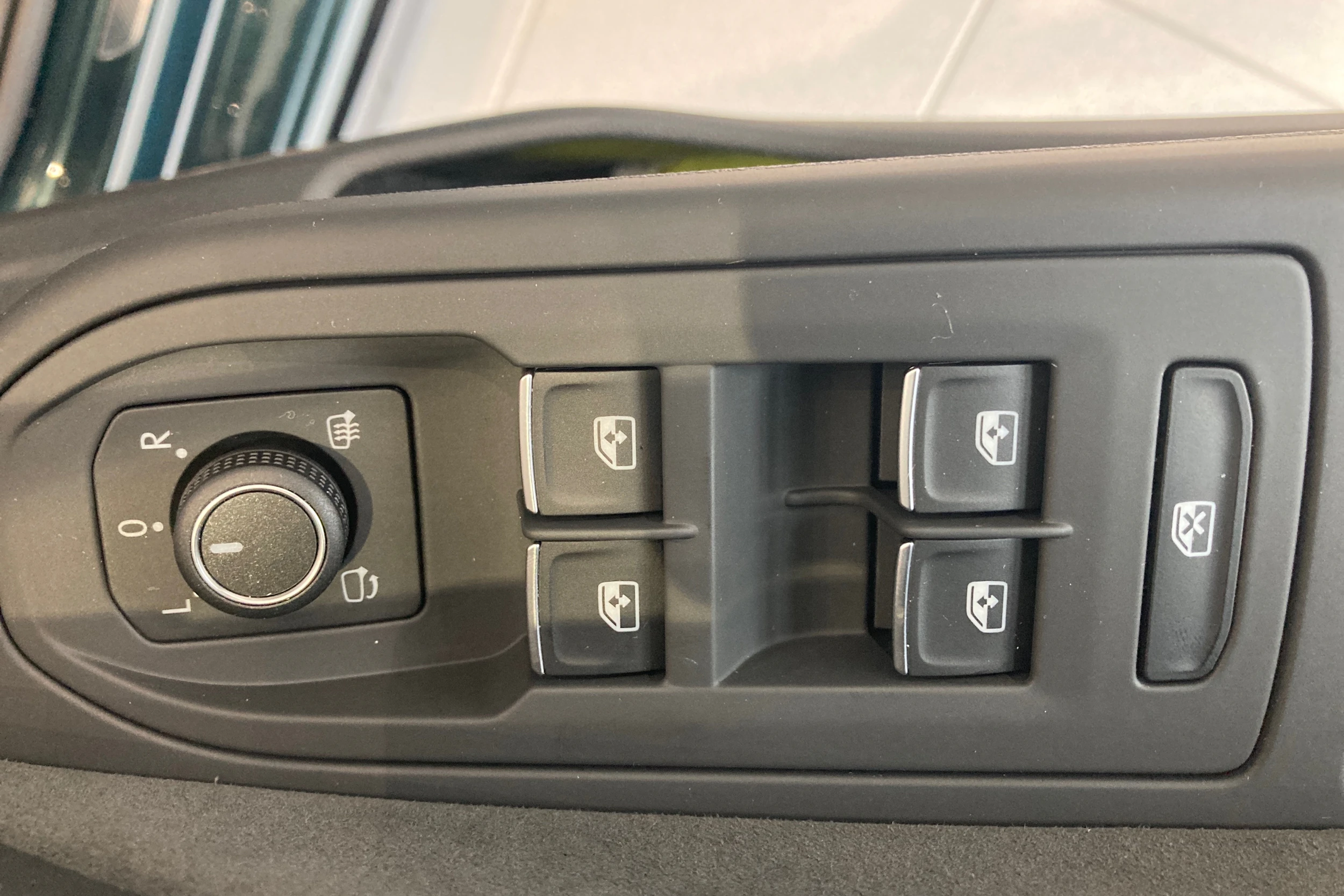 vihreä Volkswagen Golf 2026 kuva 11.