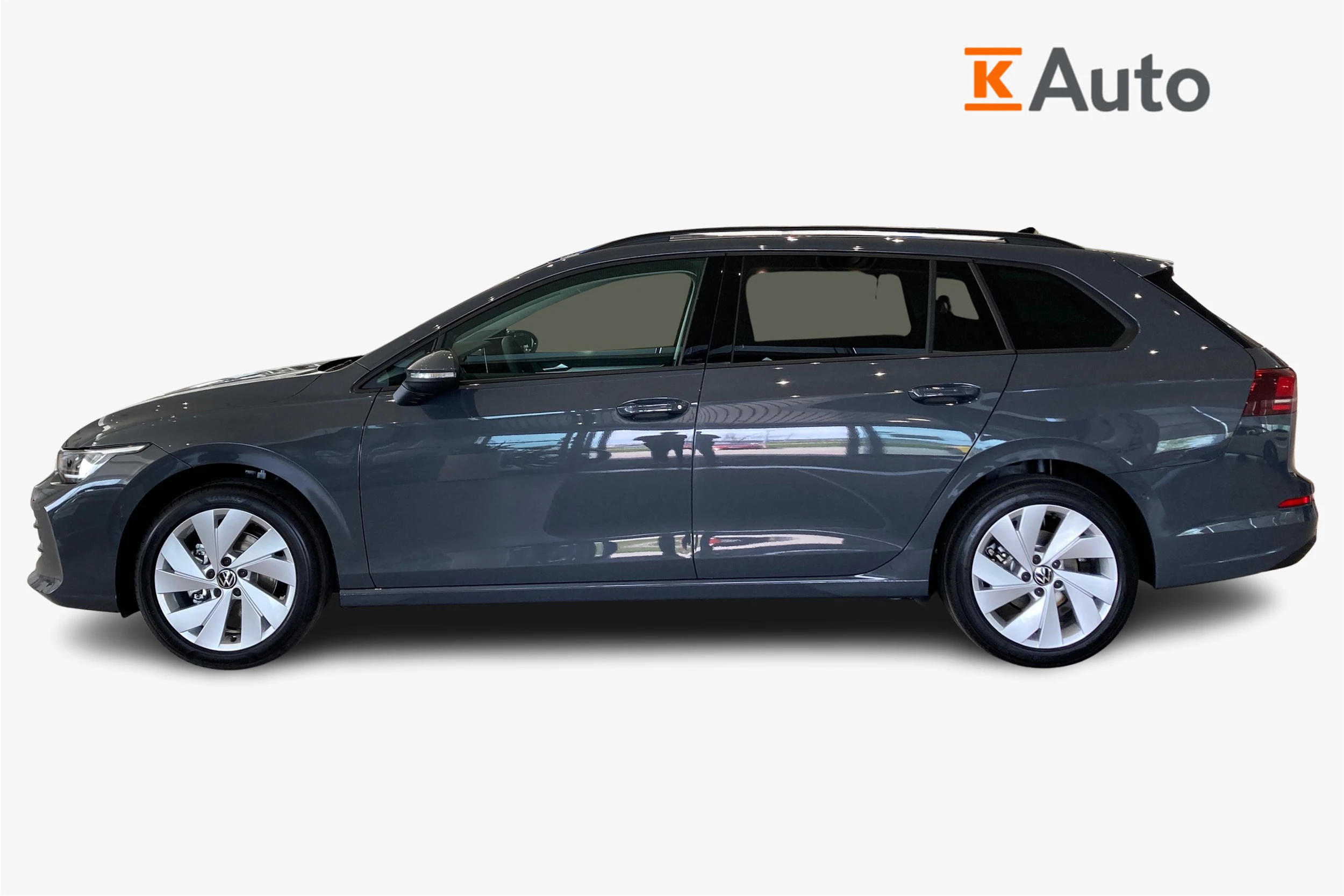 harmaa Volkswagen Golf 2026 kuva 5.