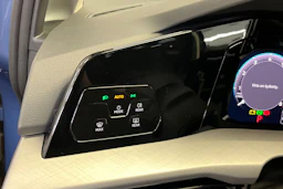 sininen Volkswagen Golf 2026 kuva 15.