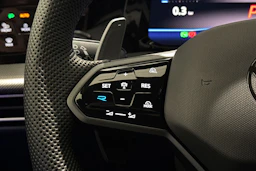 valkoinen Volkswagen Golf 2026 kuva 20.
