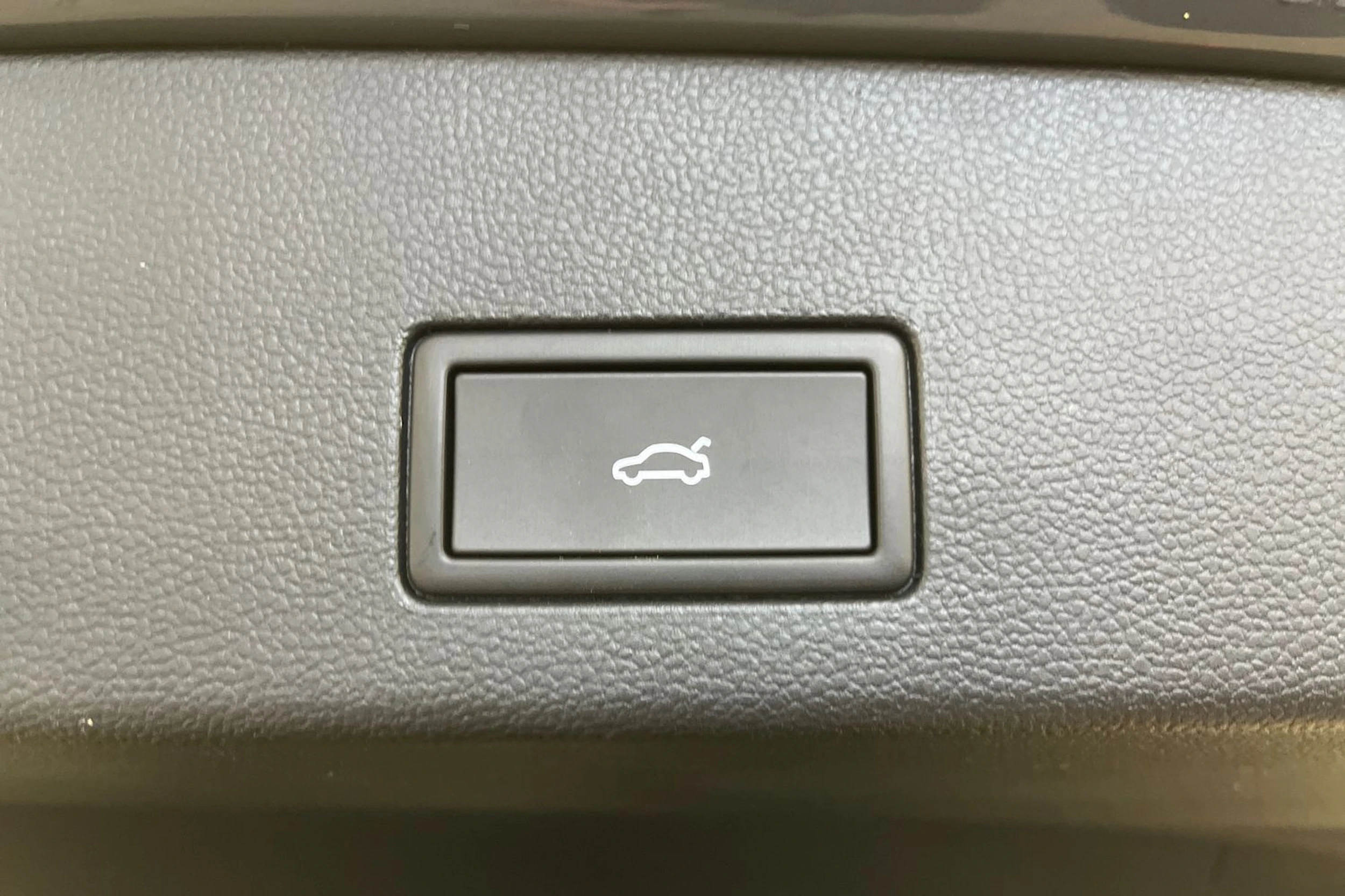 harmaa Volkswagen Golf 2026 kuva 12.