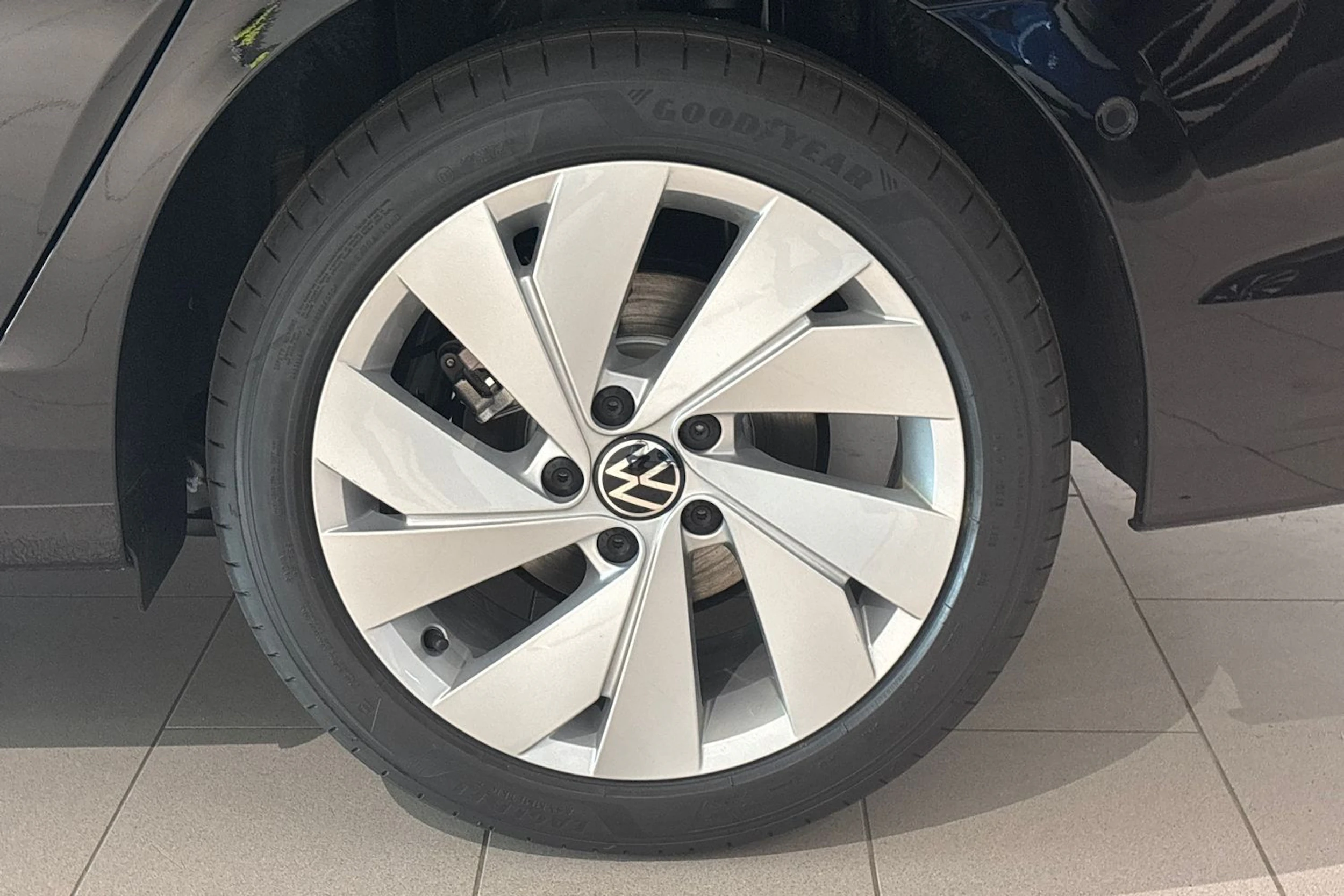 musta Volkswagen Golf 2026 kuva 10.