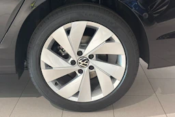 musta Volkswagen Golf 2026 kuva 10.