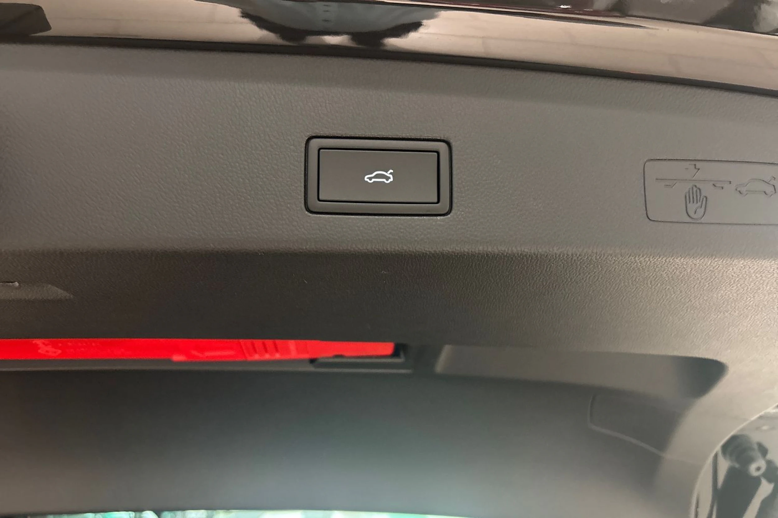 musta Volkswagen Golf 2026 kuva 19.
