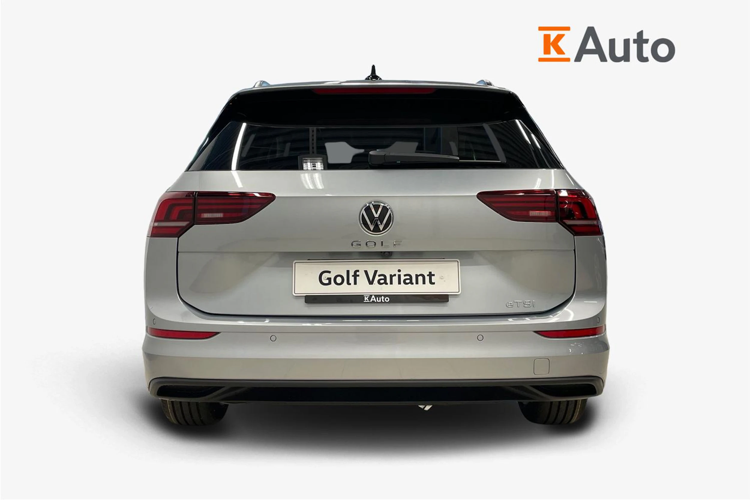 harmaa Volkswagen Golf 2026 kuva 3.