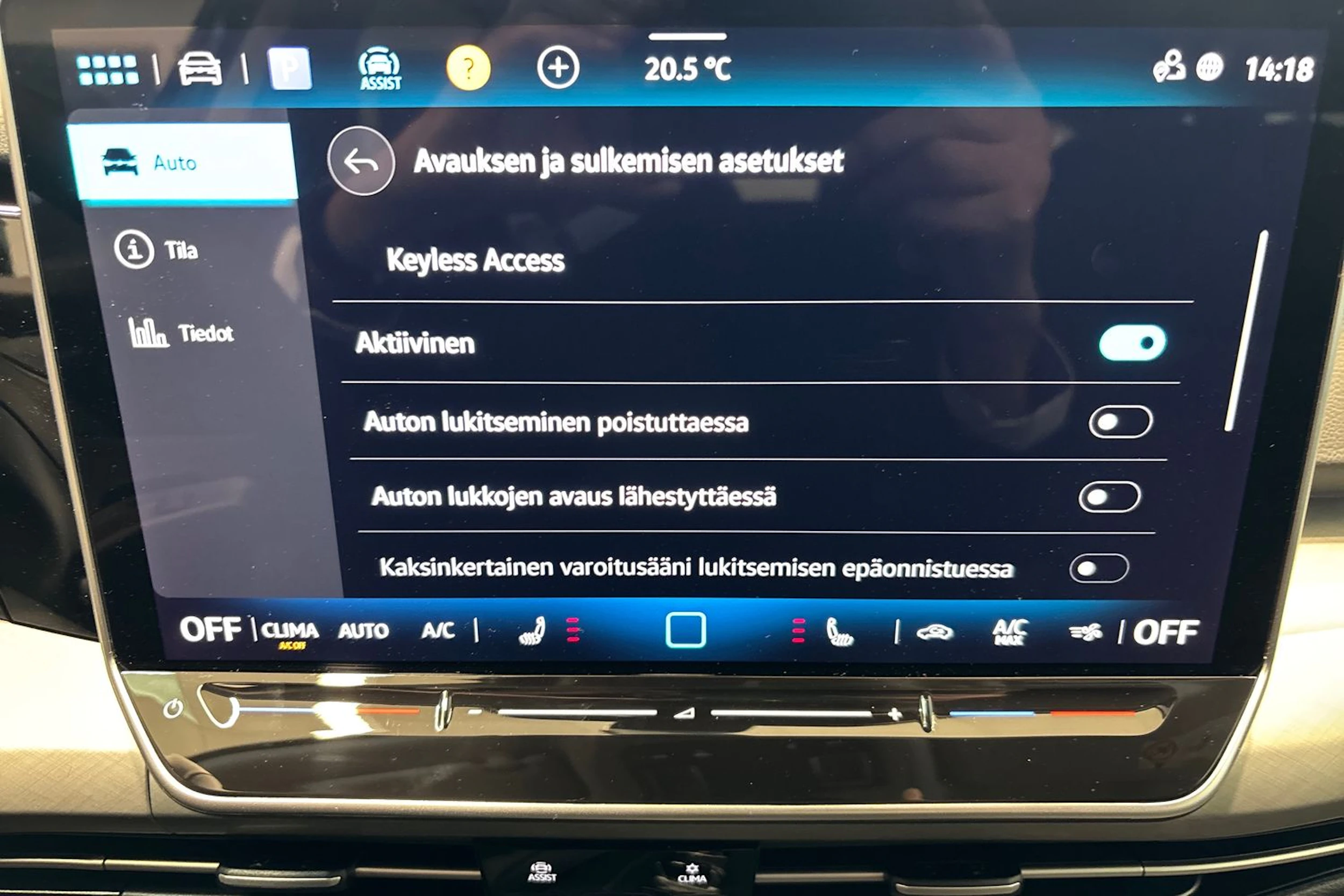 harmaa Volkswagen Golf 2026 kuva 30.