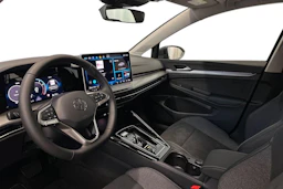 harmaa Volkswagen Golf 2026 kuva 6.