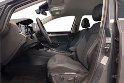 harmaa Volkswagen Golf 2026 kuva 7.