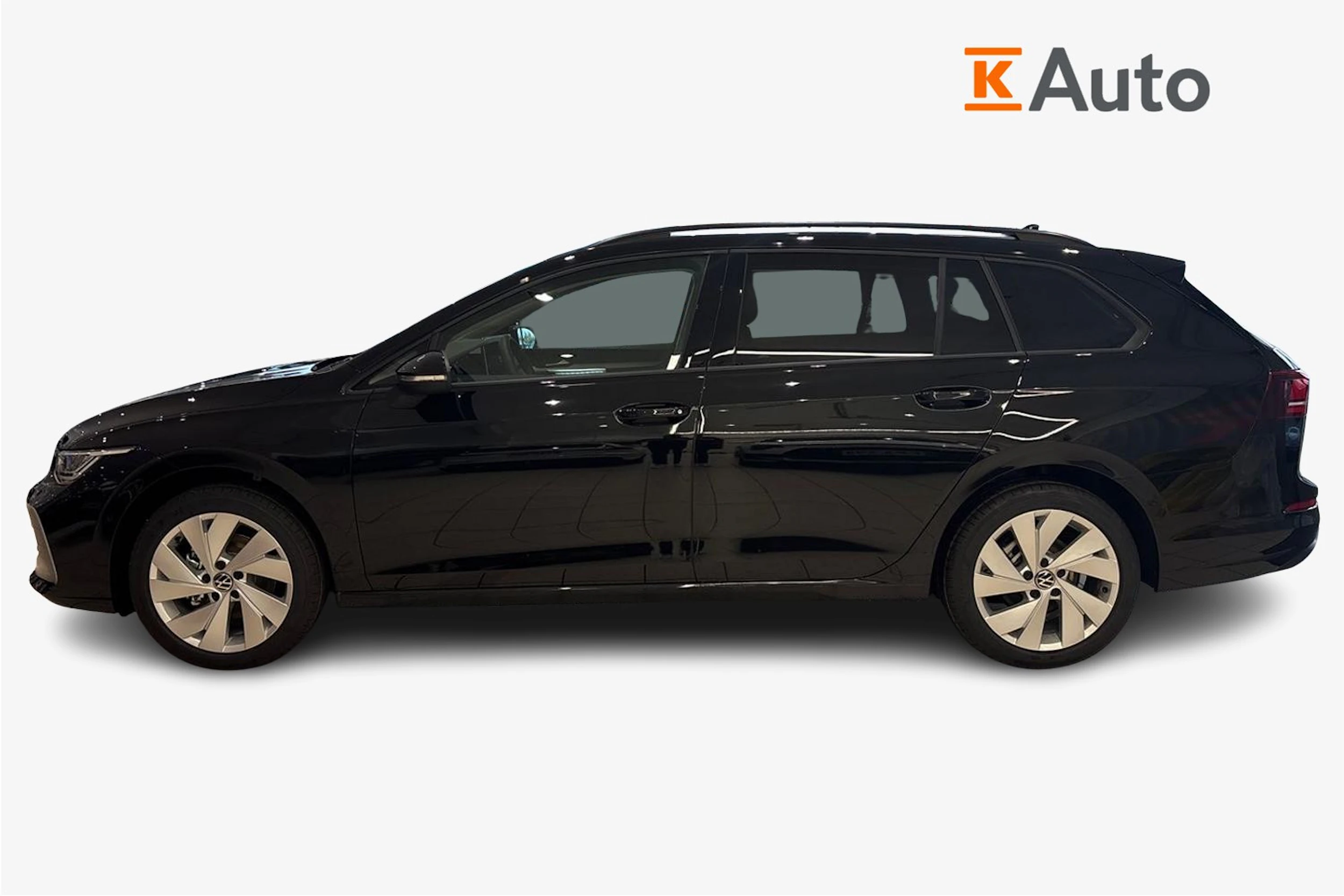 musta Volkswagen Golf 2026 kuva 5.
