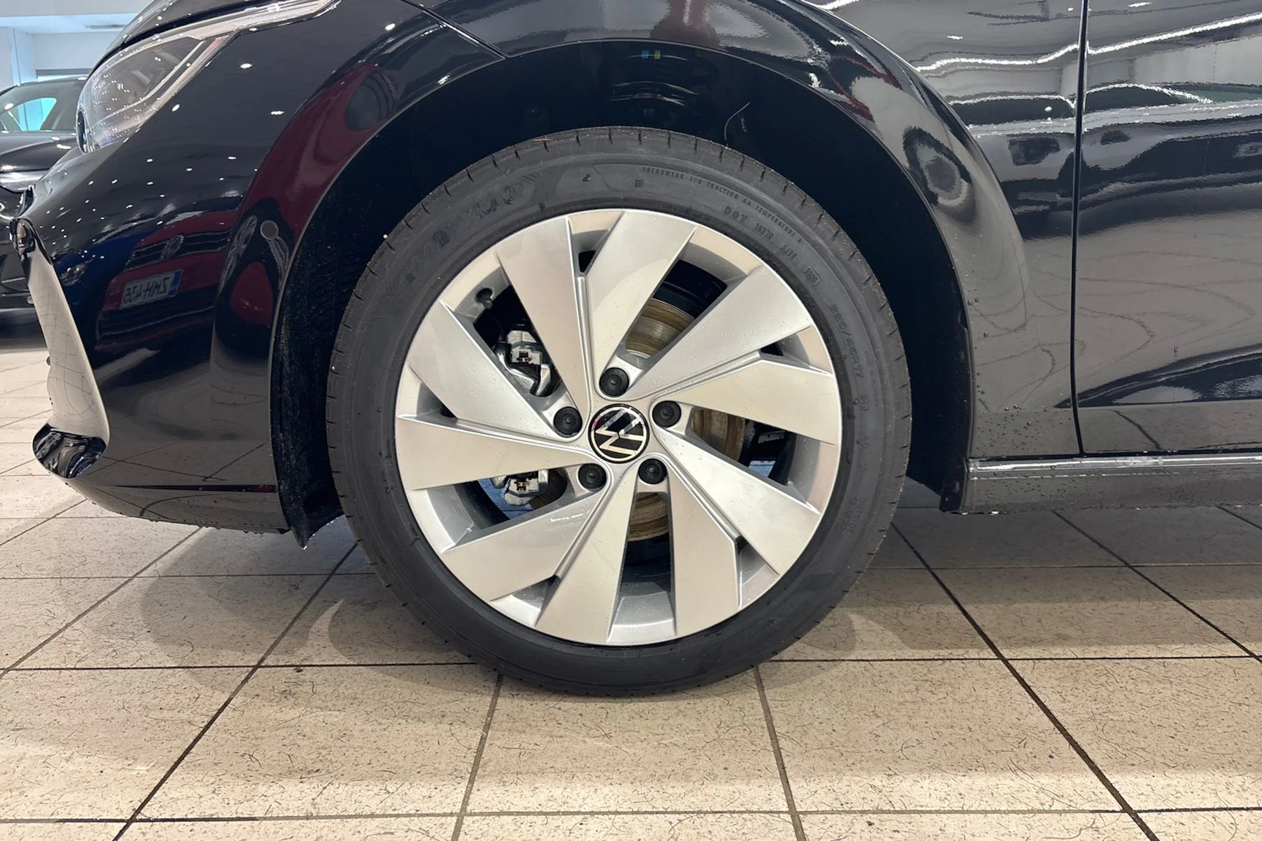 musta Volkswagen Golf 2026 kuva 10.