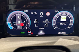 musta Volkswagen Golf 2026 kuva 14.